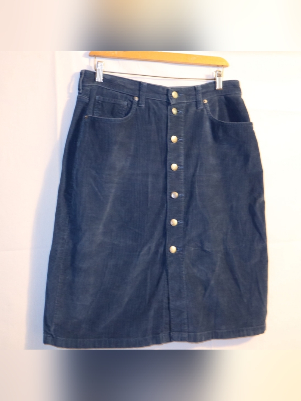 Everlane Skirt Womens  Baby Blue Button Front Corduroy Straight Pockets Midi 30 - Picture 4 of 11